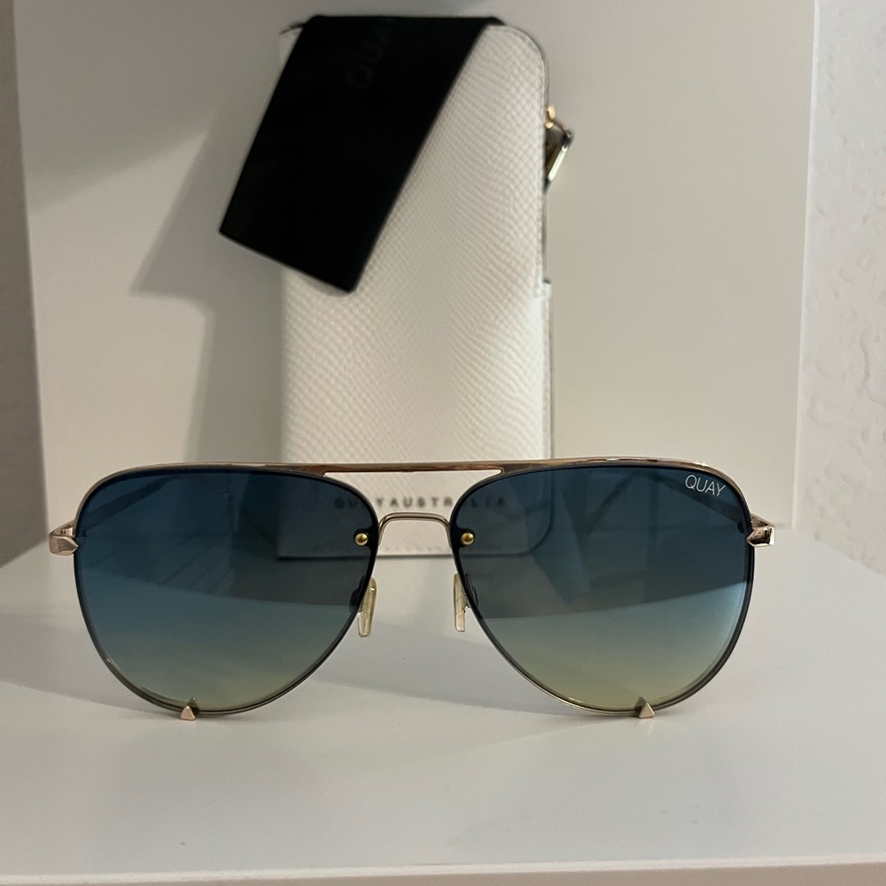 Quay Australia Gradient Blue Aviator Sunglasses